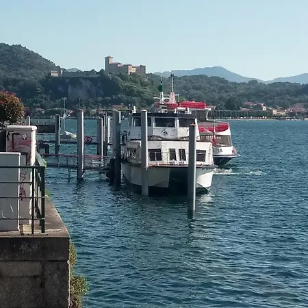 Il Castello Nyaraló Nebbiuno